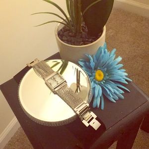 🌸🌸Quartz Ladies Watch🌸🌸